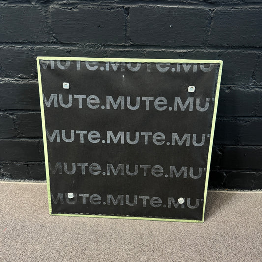 MUTE Akustik Wandabsorber Quadrate 60x60 (Olivgrün)