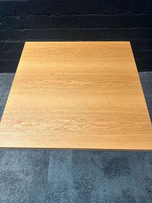 Bistrotisch Holz & Metall, quadratisch