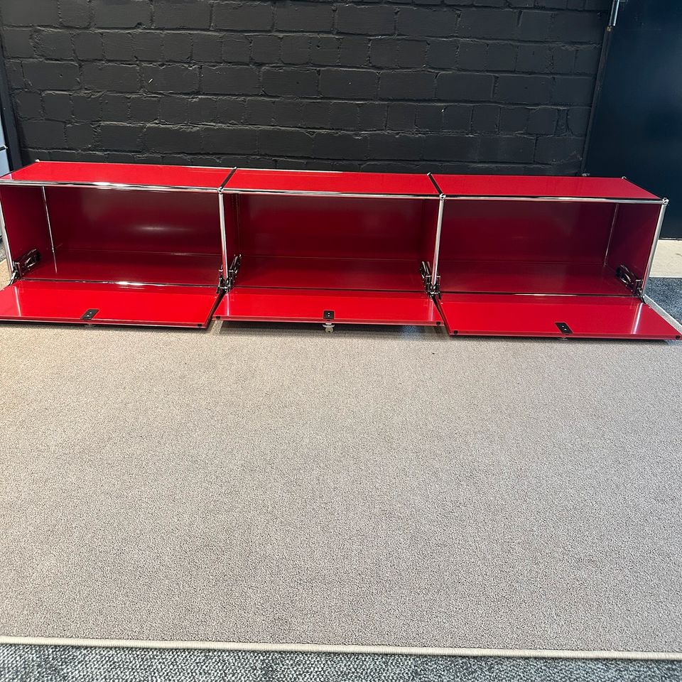USM Haller Sideboard / Lowboard, Rot, Designklassiker