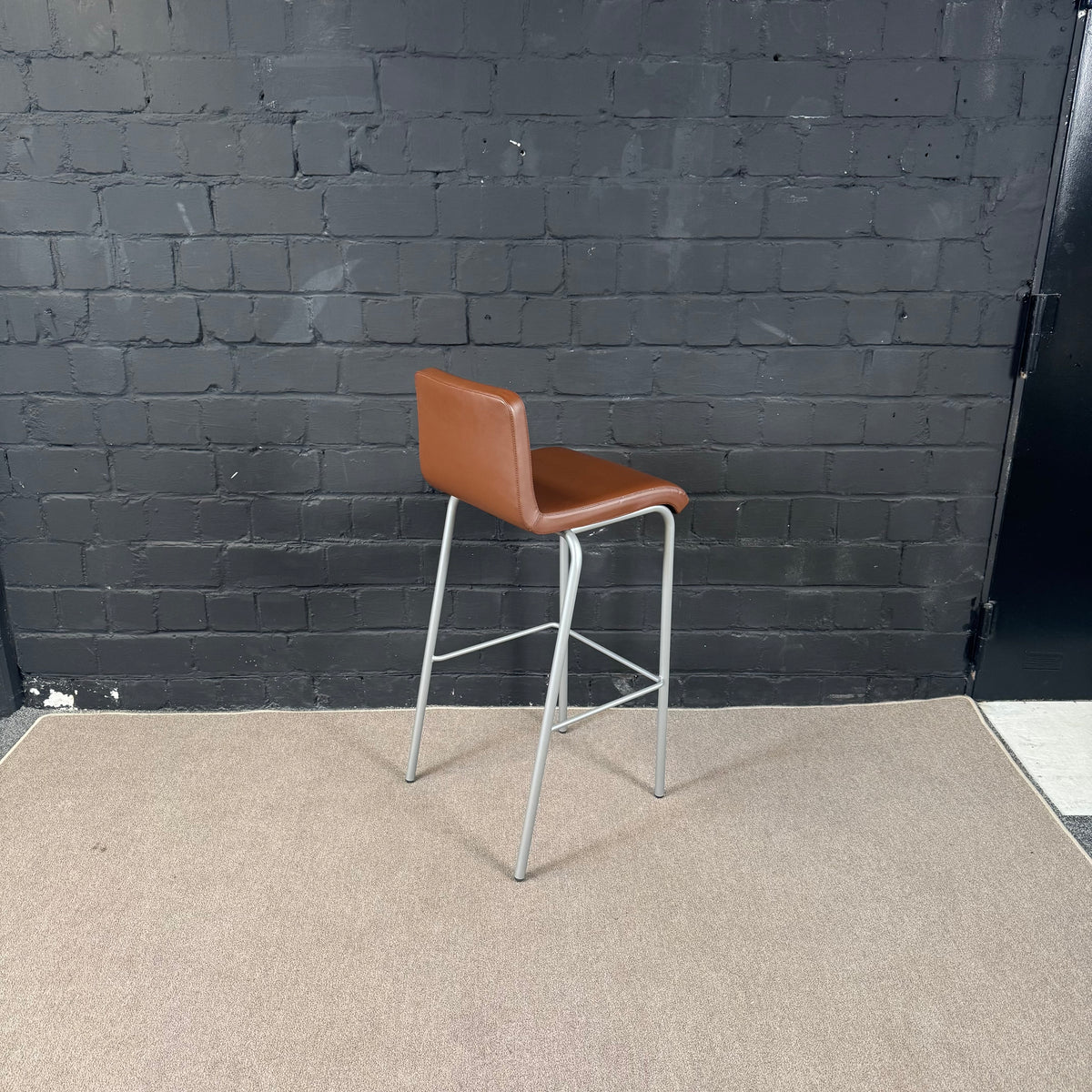 Steelcase Barhocker – Gepolsterter Objekt-Hocker in braun