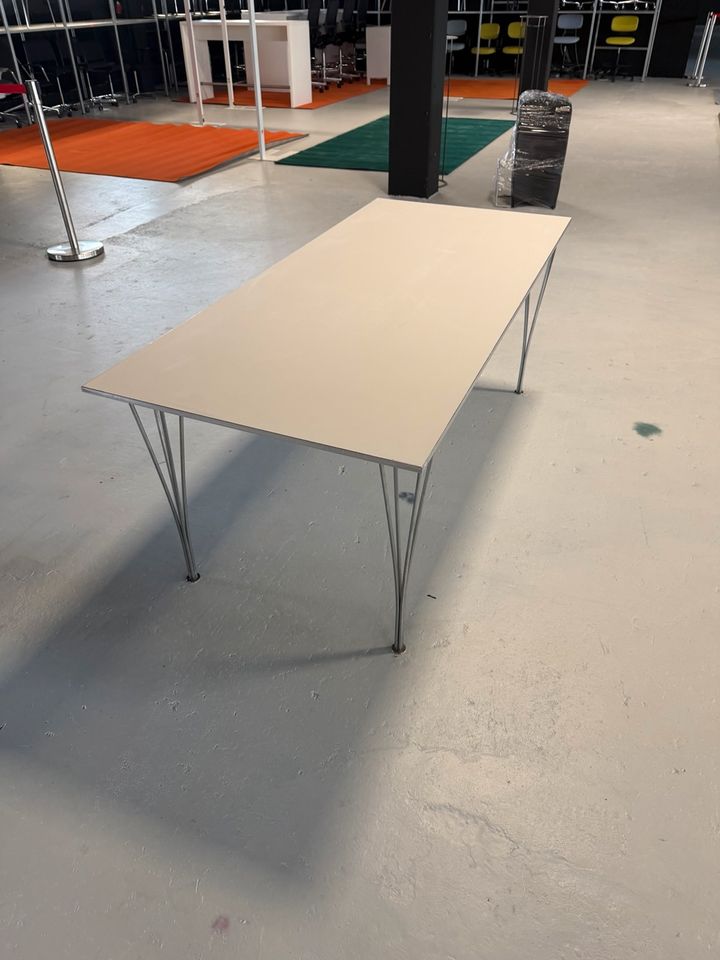 Tisch von Piet Hein, 180×70 cm