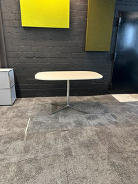Club Table, 125×80 cm, Weiß