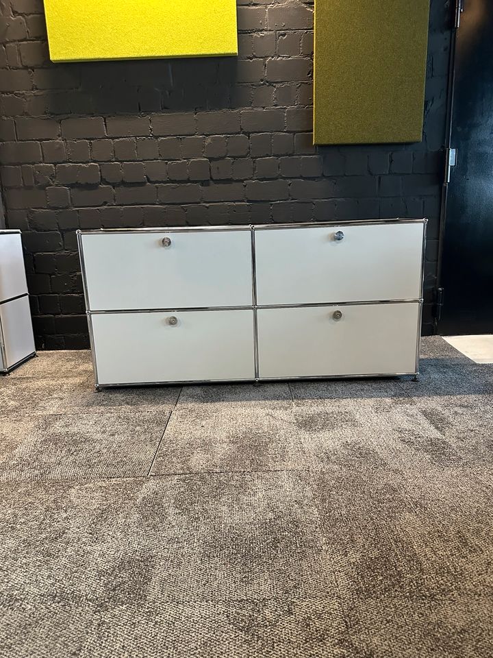 Sideboard Lichtgrau, 4 Klapptüren