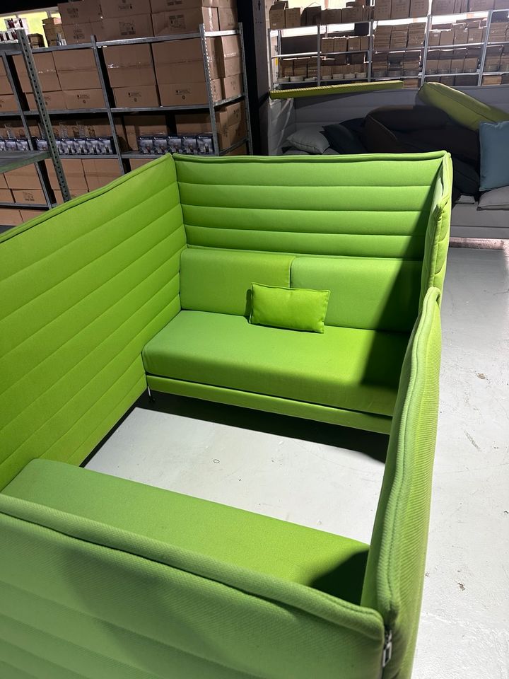 Vitra Alcove Cabin Highback Sofa in Grün
