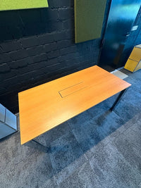 Schreibtisch / Konferenztisch, 160×80 cm