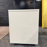 Smart Office Set: Assmann Tisch & Rollcontainer + König + Neurath Stuhl (Lichtgrau)