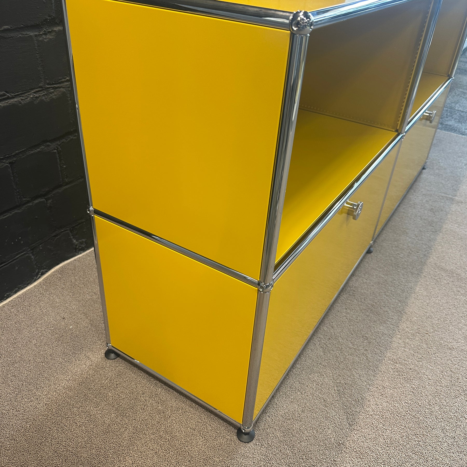 Sideboard