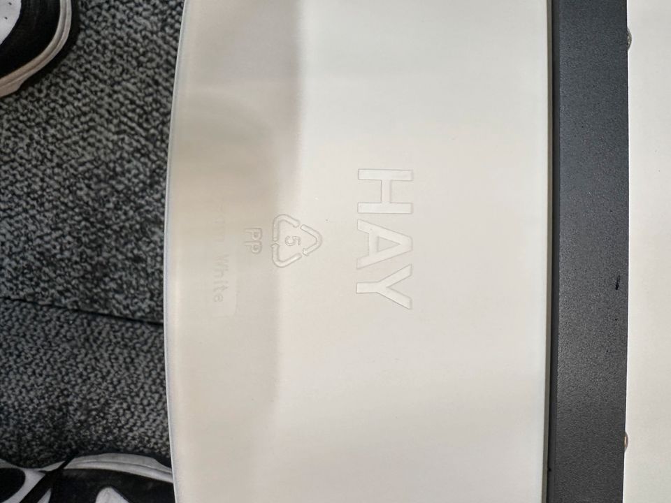 About A Stool AAS 38 Weiß