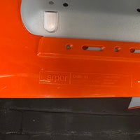 Arper Catifa 46 in weiß/orange – Eleganter Designer-Konferenzstuhl Zweifarbig