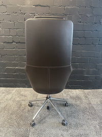 Vitra Grand Executive Highback Bürostuhl braunes Leder gebraucht - Ansicht 4
