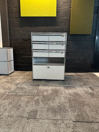 Sideboard Lichtgrau, 7 Schubladen, 77×109 cm
