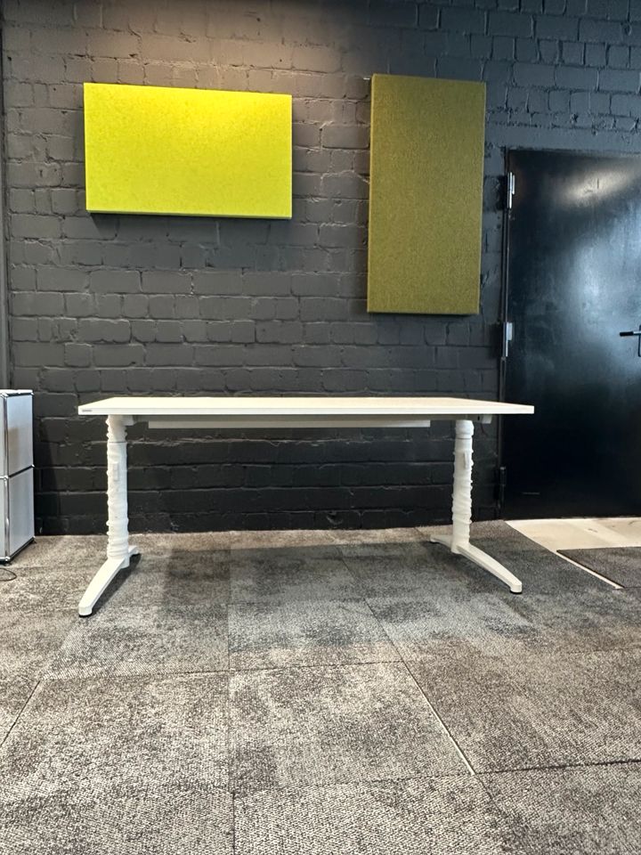 Canvaro Schreibtisch, manuell höhenverstellbar, Weiß