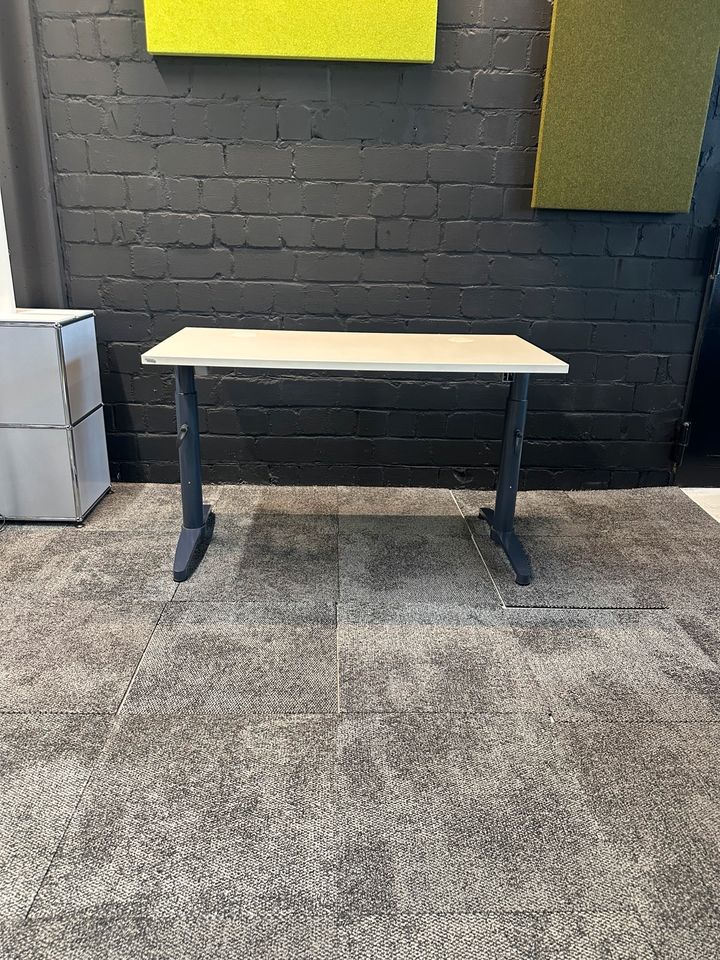 Schreibtisch höhenverstellbar, 120×60 cm, Weiß