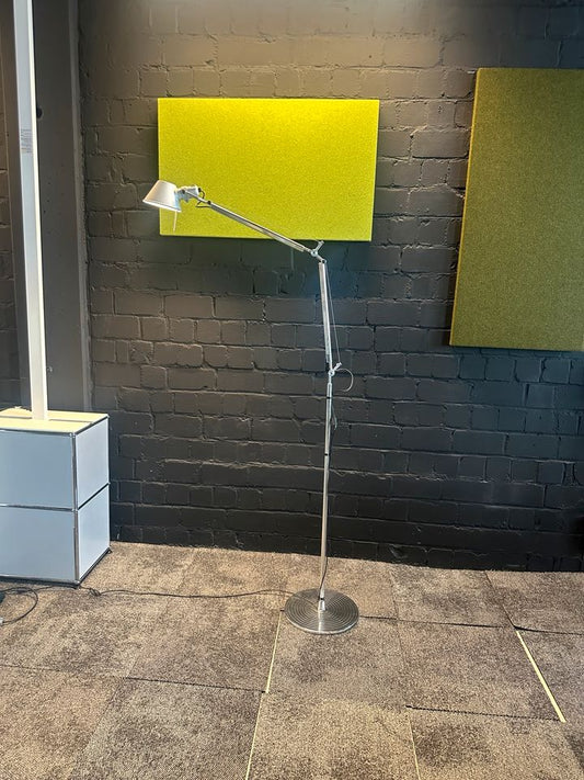 Tolomeo LED Stehleuchte Silber