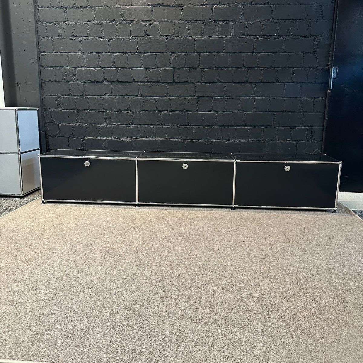 USM Haller Sideboard gebraucht | Green Office Rhein-Main