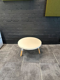 Runder Couchtisch, Ø 80 cm, Weiß/Holz