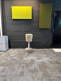 Hocker höhenverstellbar