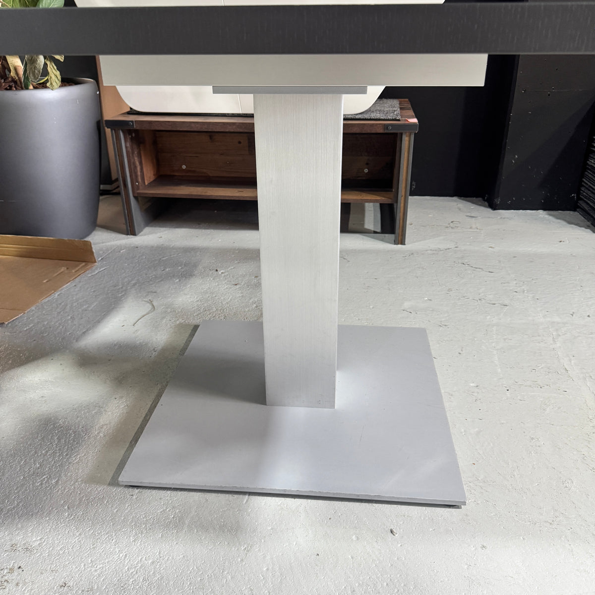 RENZ Quadratischer Beistelltisch