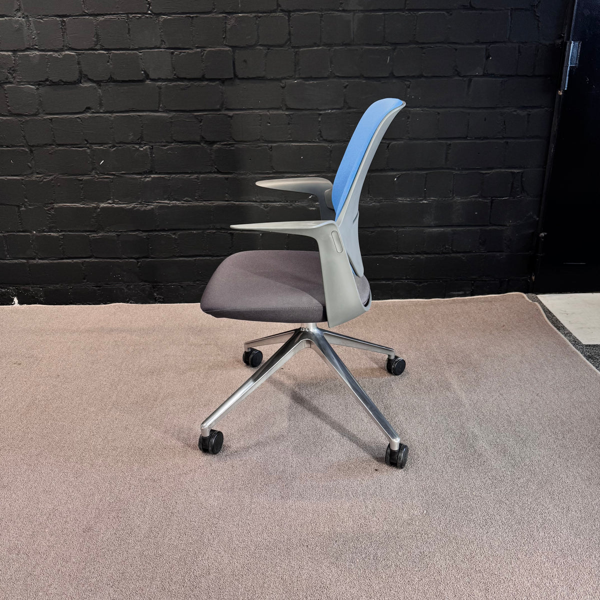 Profim Bürostuhl, Hellblau, 62 × 62 × 82 cm