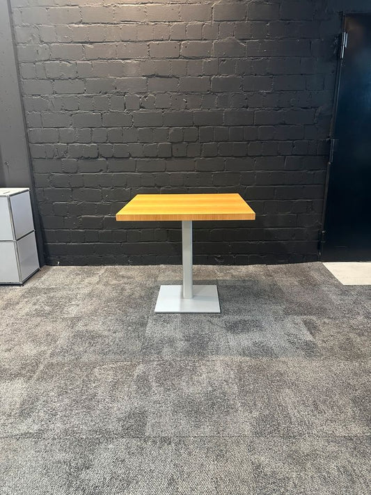 Bistrotisch Holz & Metall, quadratisch