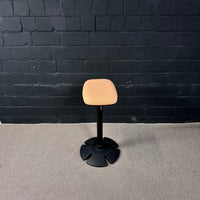 Steelcase B-Free Sit Stehhilfe, höhenverstellbar, Apricot