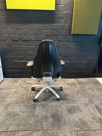 Mereo 220 Silver Bürodrehstuhl