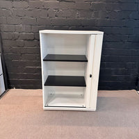 Kinnarps Sideboard 3 OH Weiß mit Rollladentür