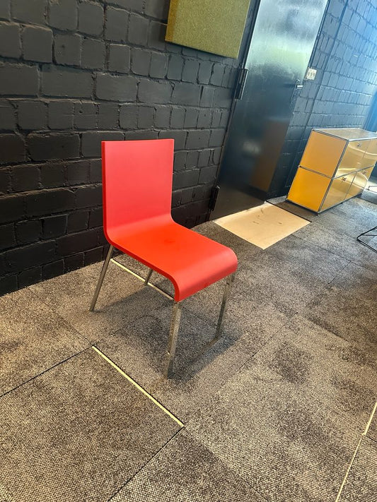 .03 Stuhl Rot