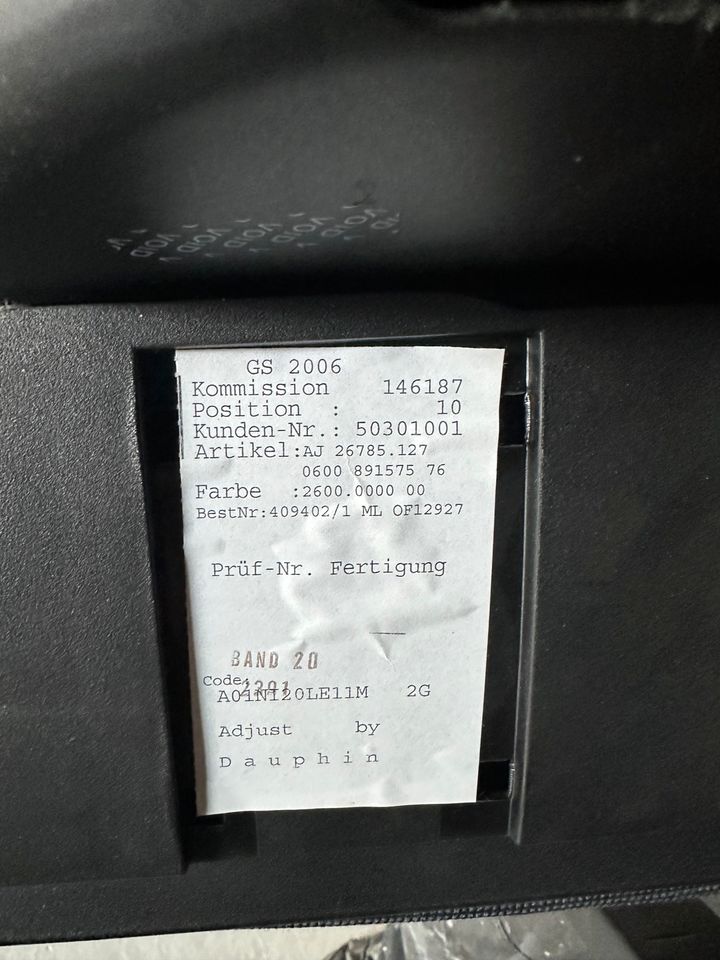Adjust Bürostuhl mit Kopfstütze