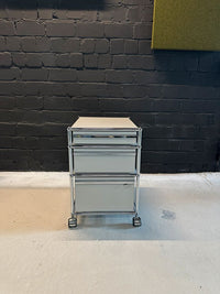 Rollcontainer Lichtgrau, 3 Schubladen