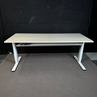 Palmberg Solitär Schreibtisch – Elektrisch höhenverstellbarer Steh-Sitz-Tisch