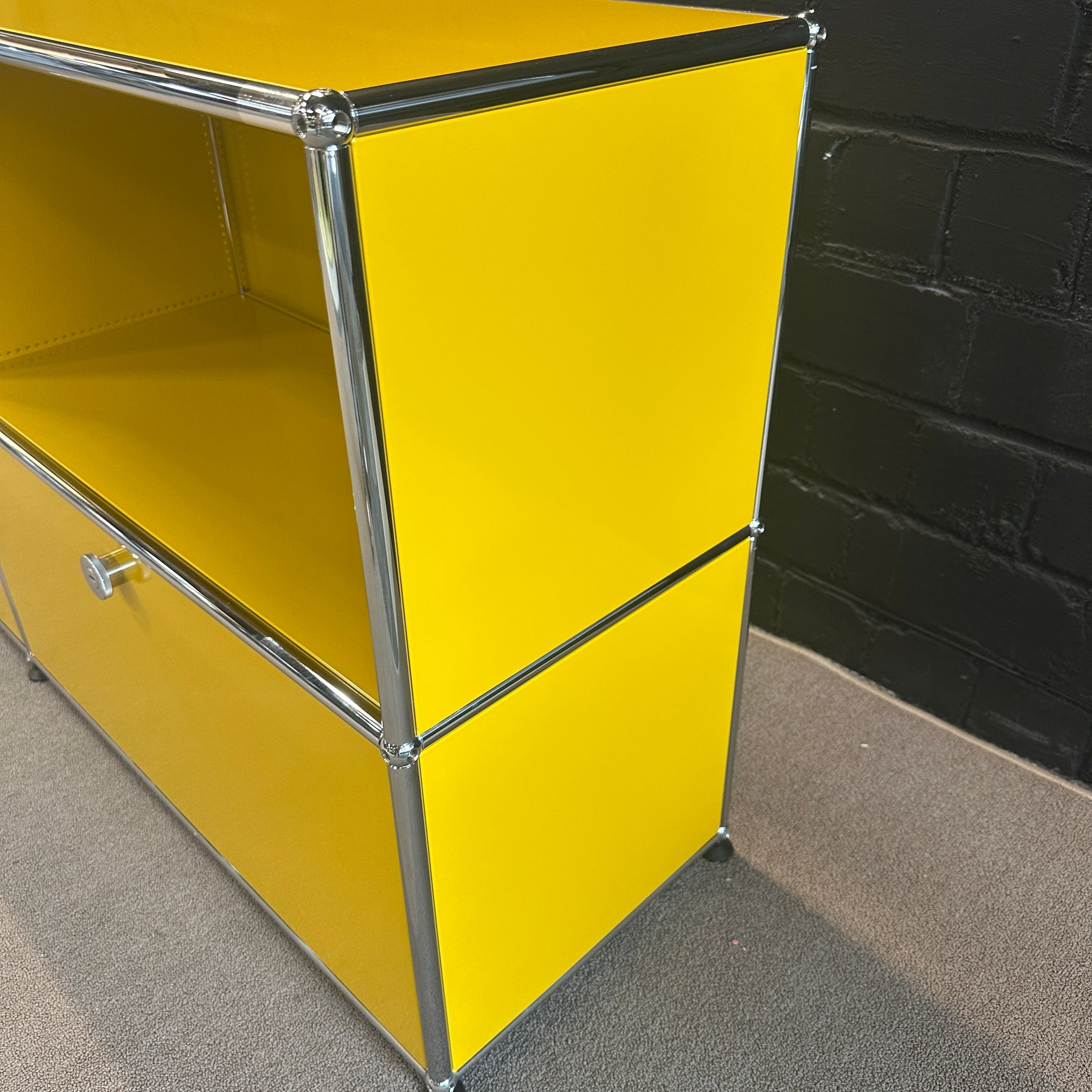 Sideboard