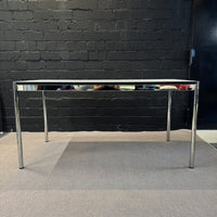 Arbeitsplatz-Paket DESIGN: USM Haller Tisch + Vitra Stuhl