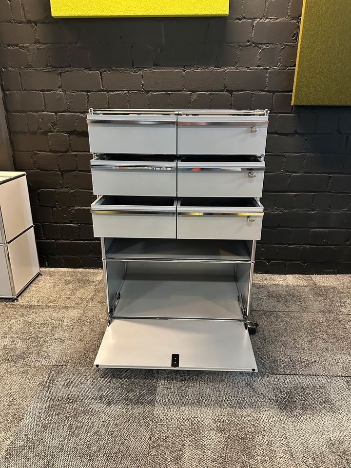 Sideboard Mattsilber auf Rollen, Klappe + 6 Schubladen, 75×114 cm