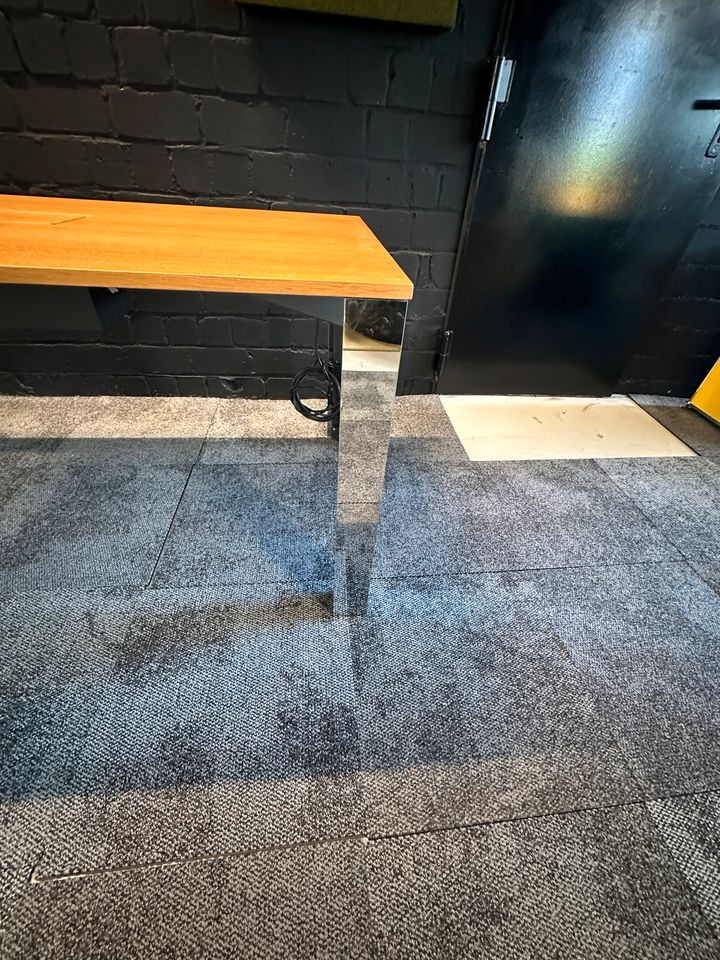 Schreibtisch / Konferenztisch, 160×80 cm
