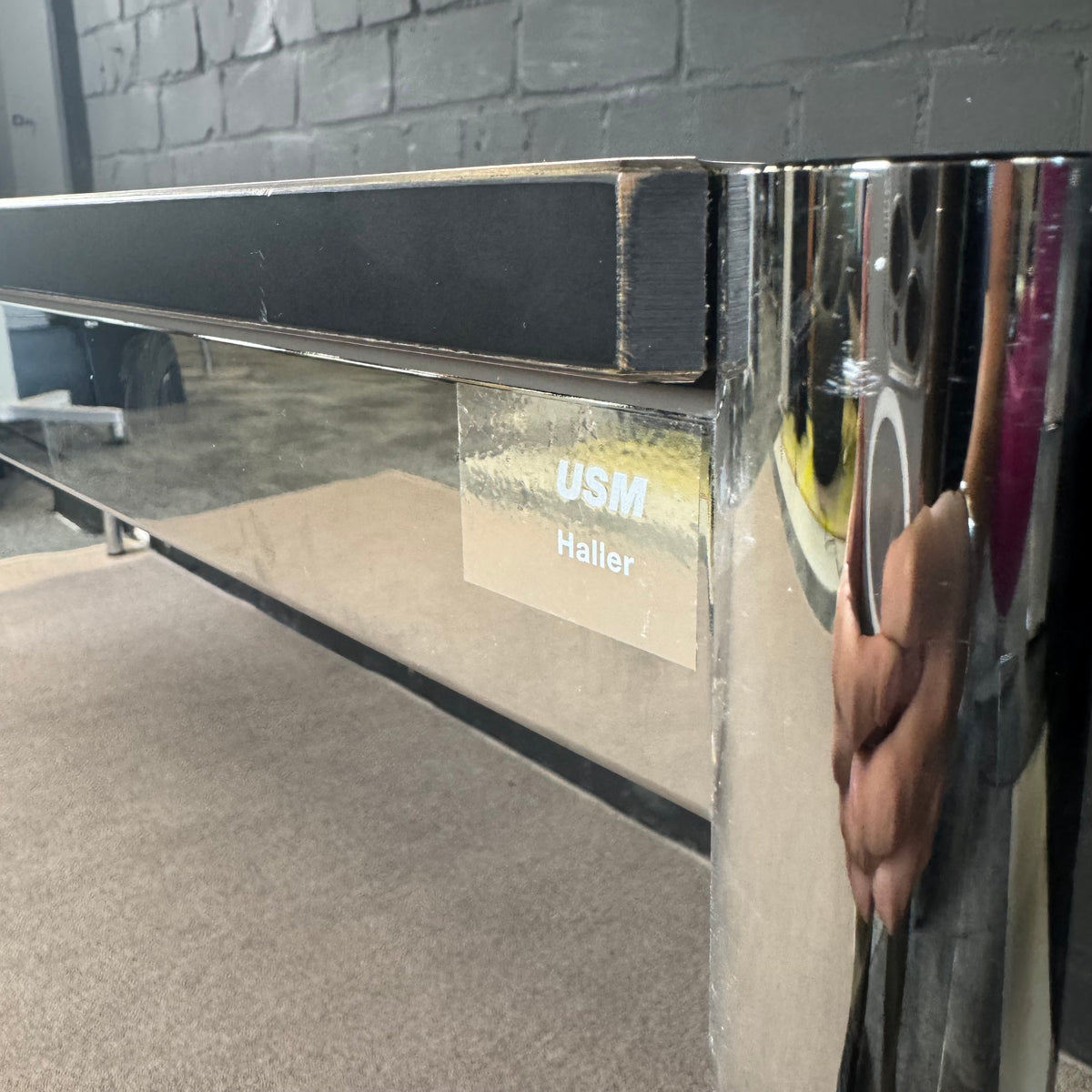 USM Haller Tisch – Designklassiker Schreibtisch / Konferenztisch (225 x75 x 75 cm)