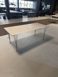 Tisch von Piet Hein, 180×70 cm