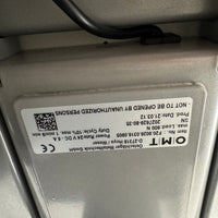 Elektrisch höhenverstellbarer Schreibtisch 180 × 80 cm – Weiß/Silber – 70–118 cm
