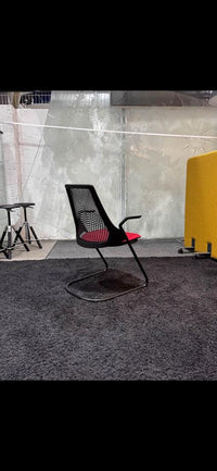 Herman Miller Sayl Freischwinger schwarz rot - Klassiker 18x
