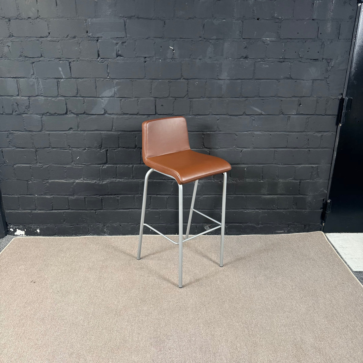 Steelcase Barhocker – Gepolsterter Objekt-Hocker in braun