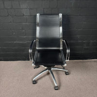 SitLand Of Course / Body Executive Drehstuhl
