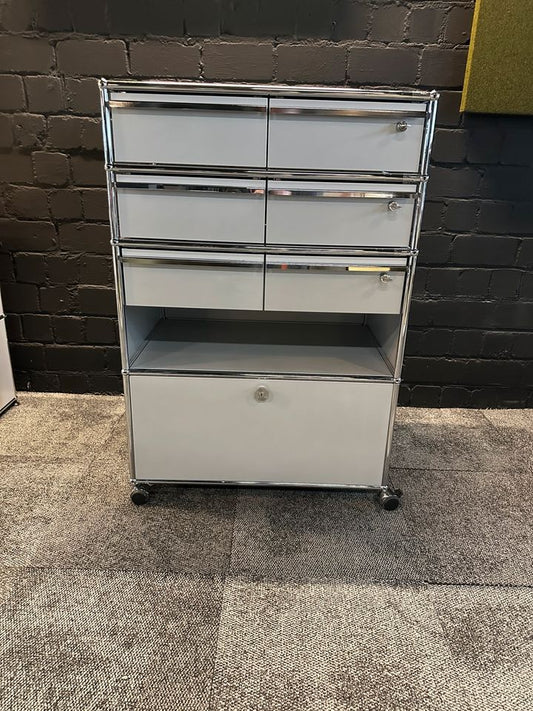 Sideboard Mattsilber auf Rollen, Klappe + 6 Schubladen, 75×114 cm