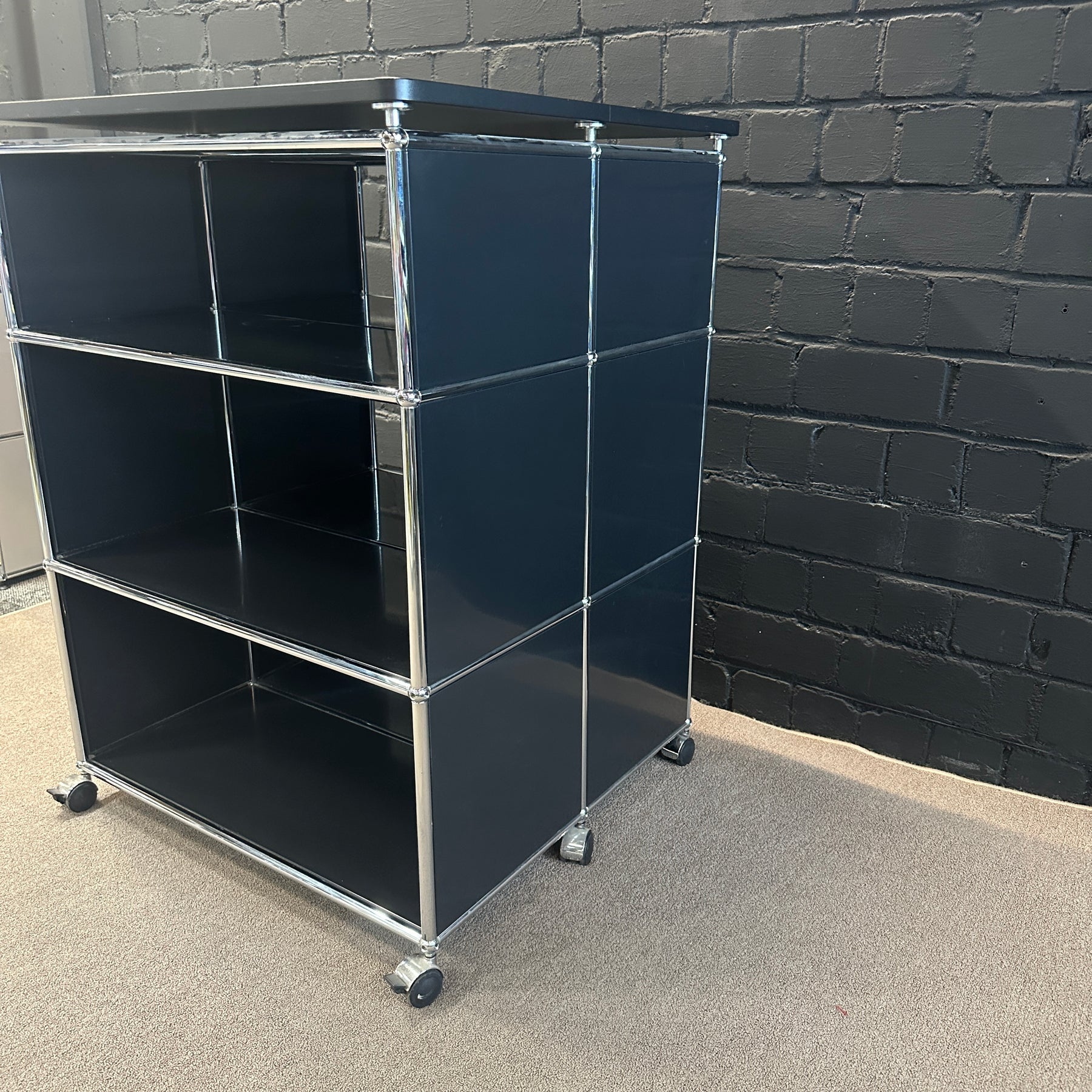 Sideboard