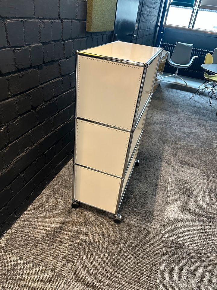 Sideboard Weiß, offen mit Rollen, 77×113 cm