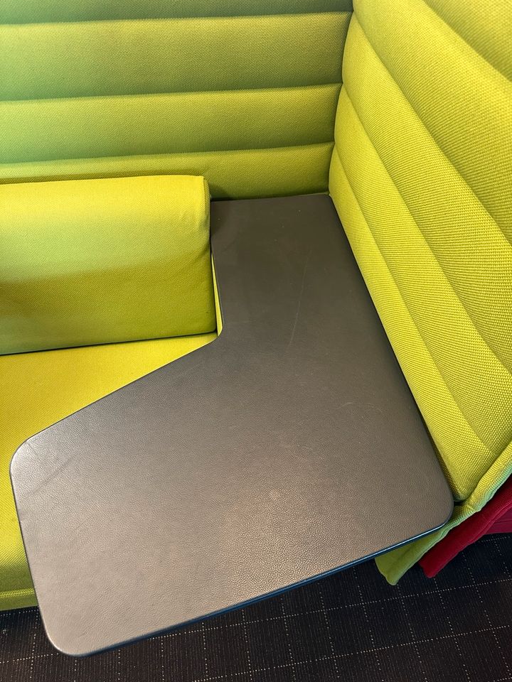 Vitra Alcove Highback Work Sofa Grün