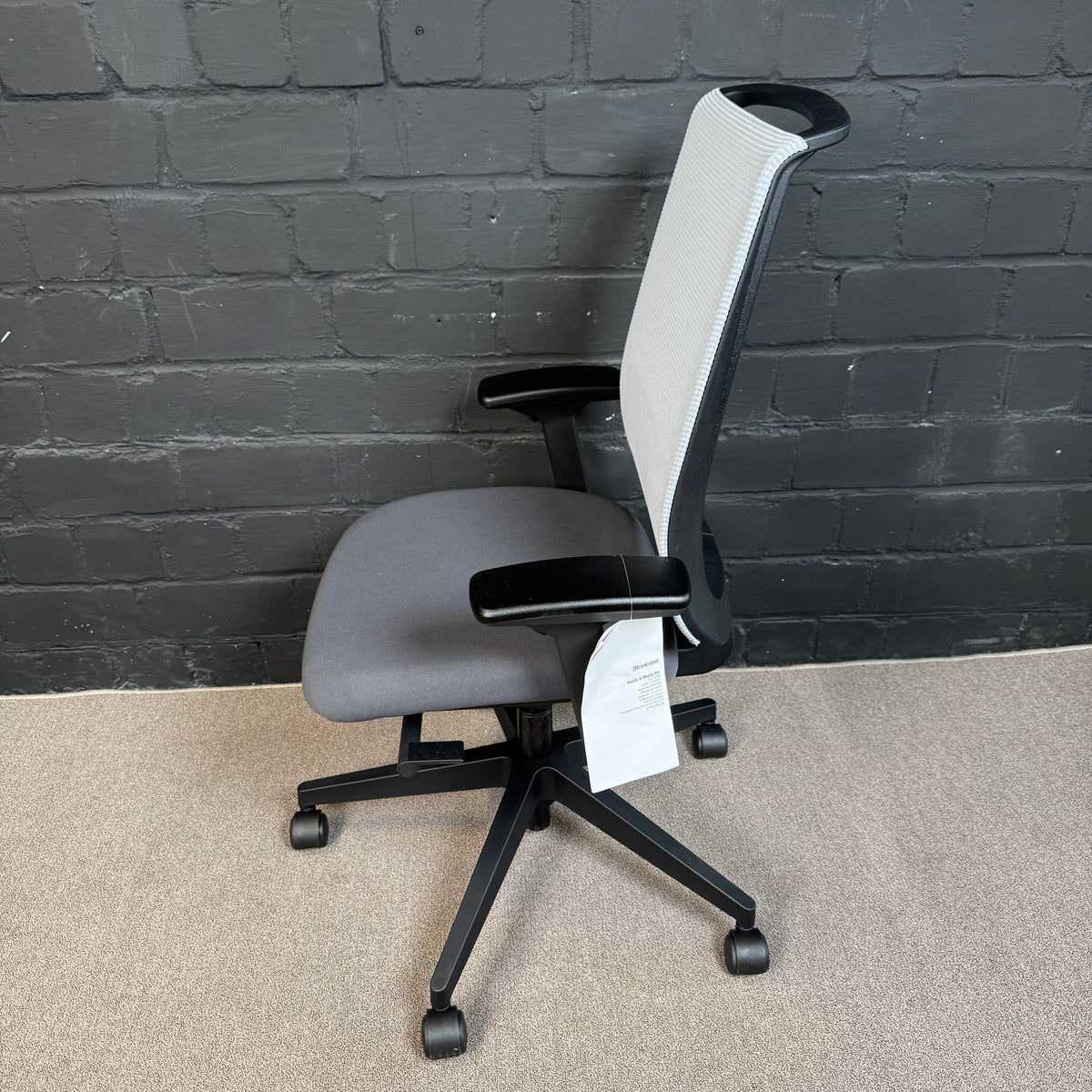 Steelcase Reply Air