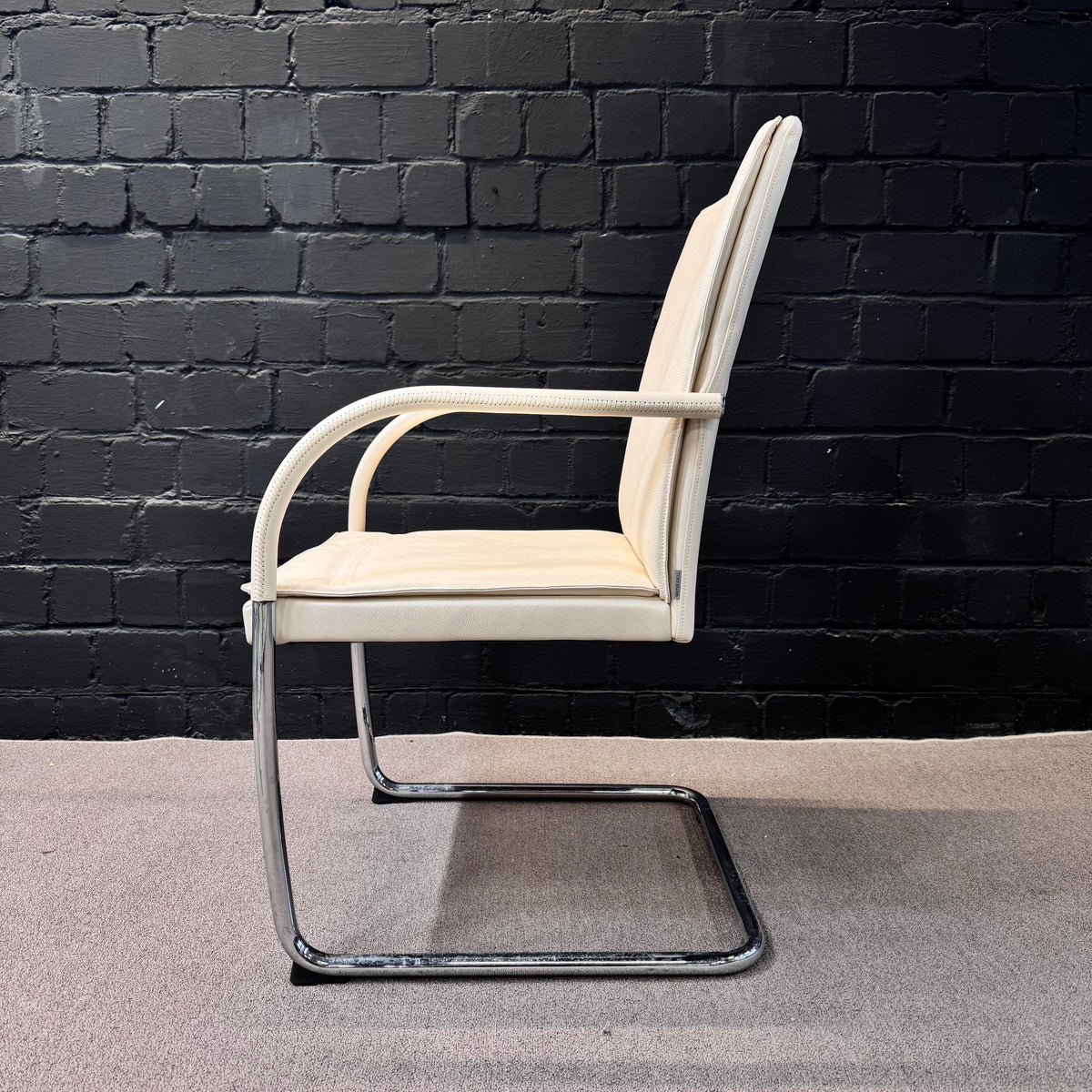 Walter Knoll FK Freischwinger (höhere Lehne)
