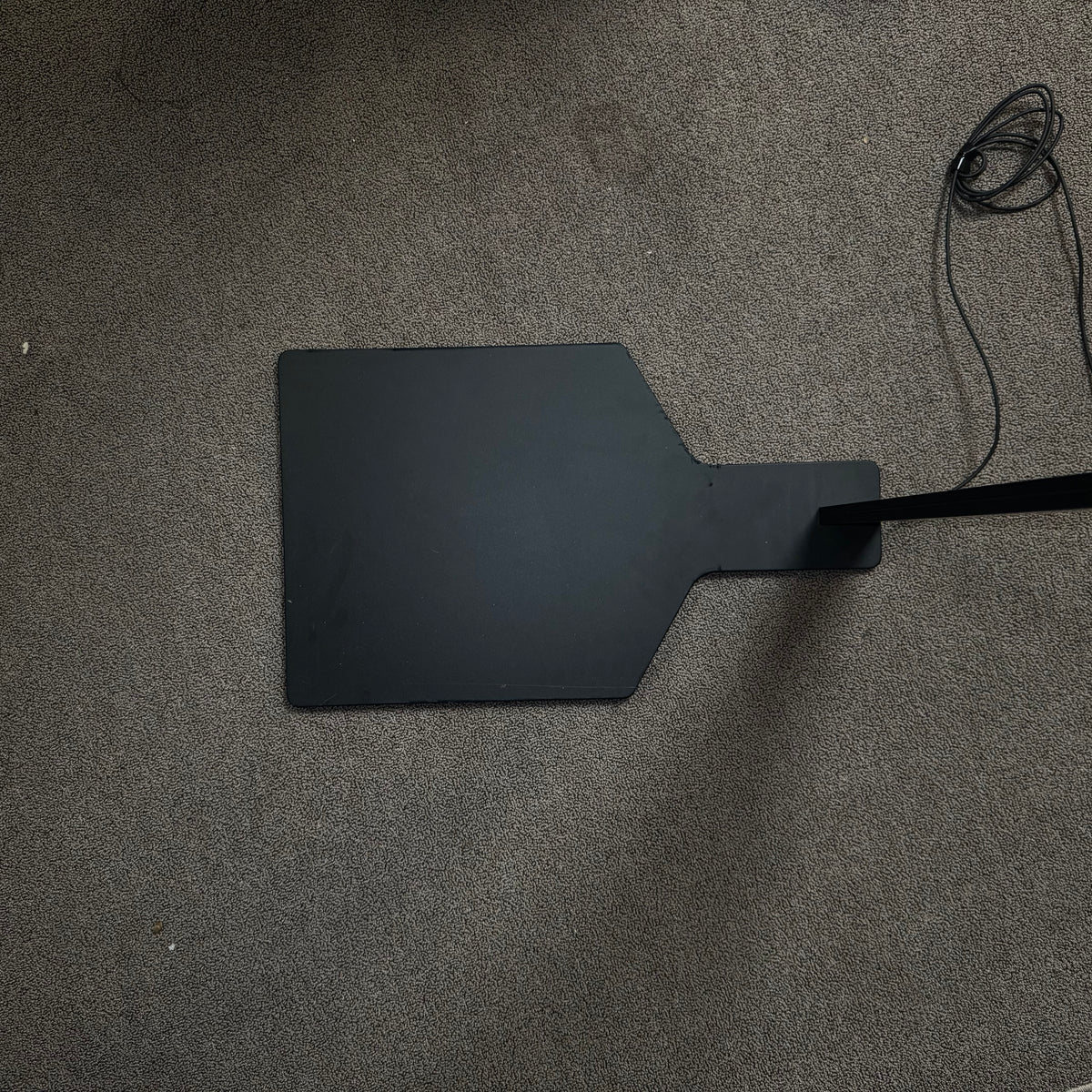 Occhio Mito terra – Exklusive LED-Bürostehleuchte / Stehlampen-Klassiker in Schwarz