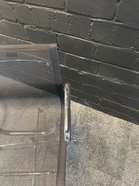 Alu Chair EA 108 Netz Schwarz