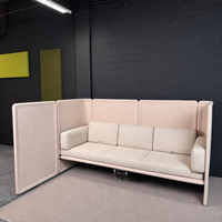 Steelcase Coalesse Lagunitas Doppel-Lounge-System – Zwei verbundene 3-Sitzer mit Akustikwand